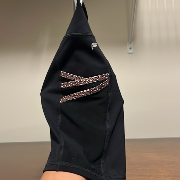 Fabletics Women's Size Medium Black and Leopard Print Shorts With Pockets - Picture 6 of 8